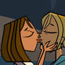 Courtney x Bridgette (total drama kiss) series 1