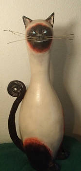 Siamese Cat (bowling pin)