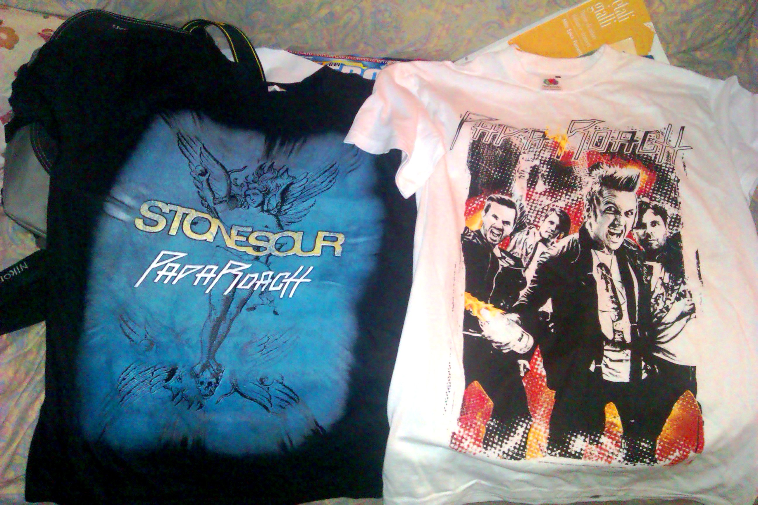 Papa Roach t-shirts