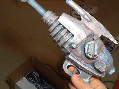 Alien Blaster_Pepakura