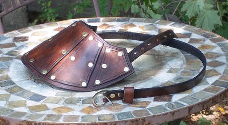 Leather Lirian Pauldron