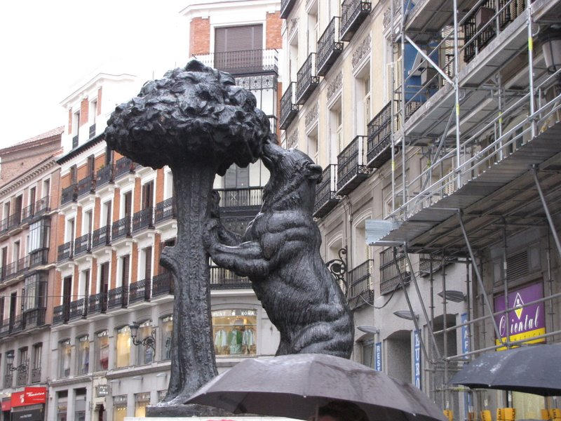 El Oso y el Madrono by mymichelle12 on DeviantArt