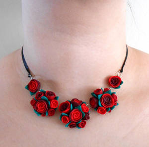 Red flower necklace