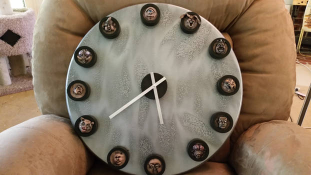 On The Clock: Sculptural Timepiece