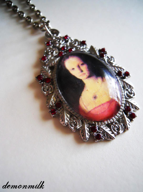 bathory necklace