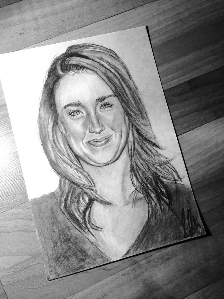 Ashley Johnson by McInFringe on DeviantArt