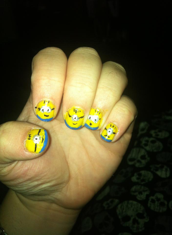 Minion Nails Left Hand