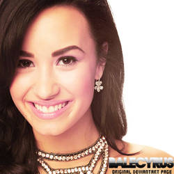 Display Demi Lovato 002