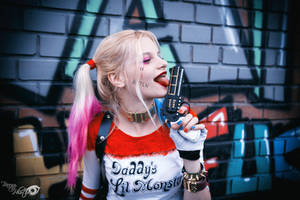 Harley Quinn by izabelcortez on DeviantArt