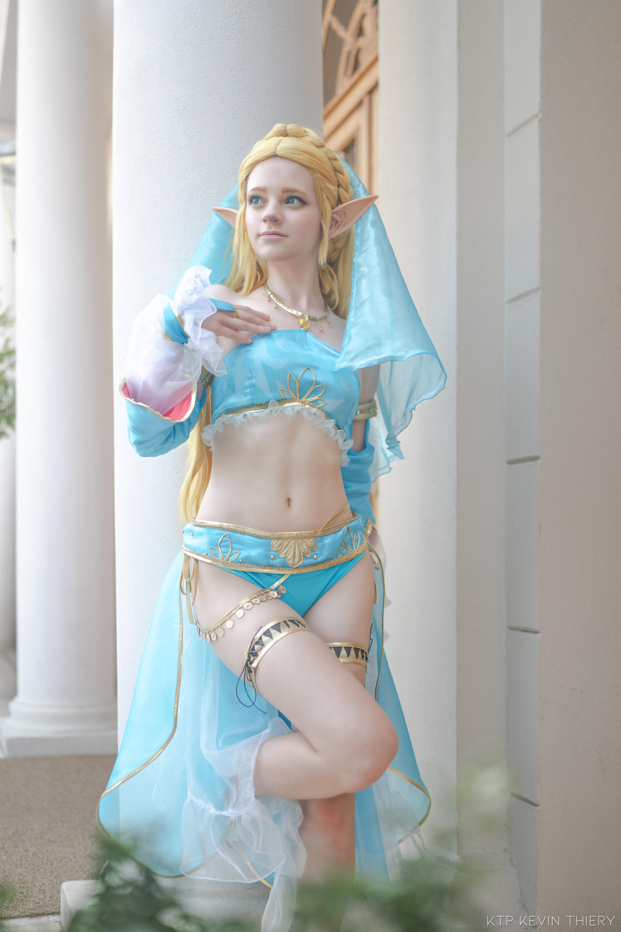 Princess Zelda Sakimi chan gerudo cosplay by KayaKirkland on DeviantArt Princess Zelda Sakimi chan gerudo cosplay by KayaKirkland on DeviantArt