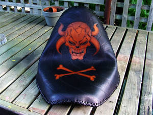 horned skull seat finished