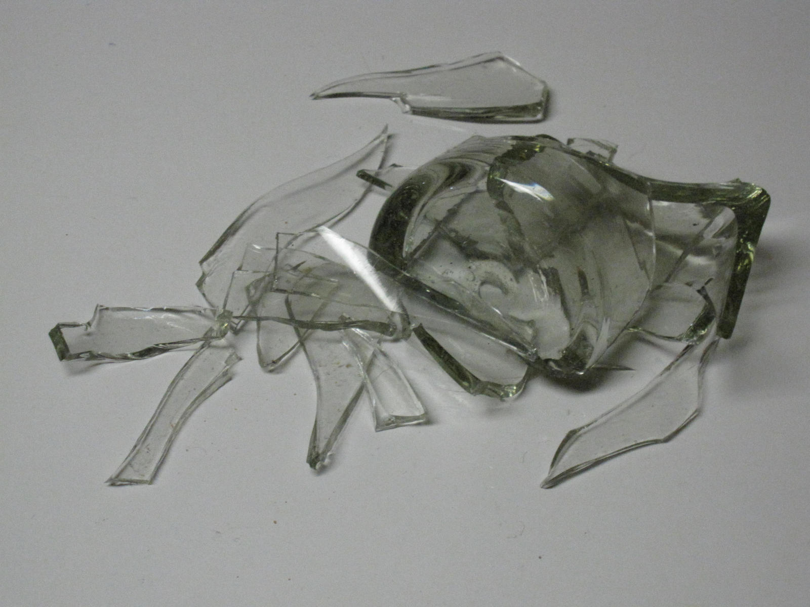 Broken Glass4