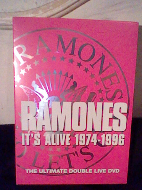 RAMONES IT'S ALIVE DVD