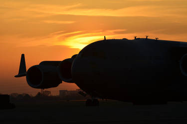 Aussie C-17 at Dawn