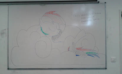 Rainbow Dash_whiteboard