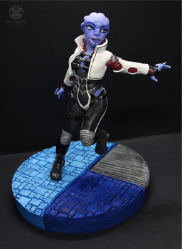 Mass Effect Aria T'loak figurine