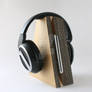 cardboard headphone stand 02