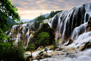 Pearl Shoal Jiuzhaigou