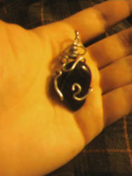 Onyx in wire wrap