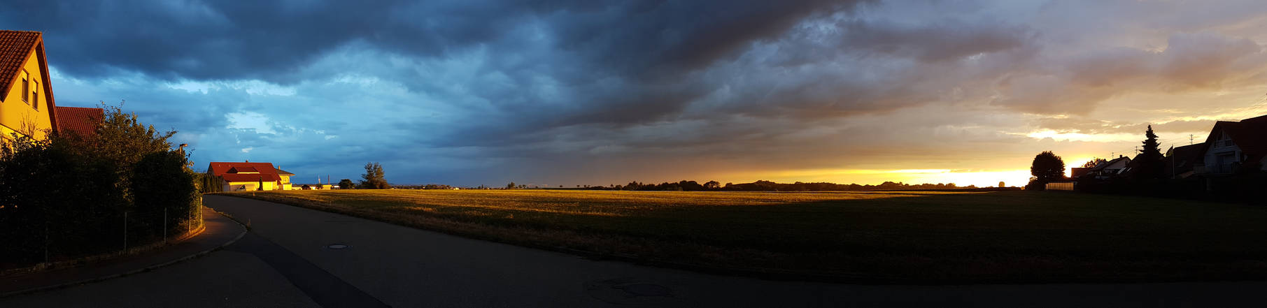 Panorama - Storm is comming_002 by SamGambschie