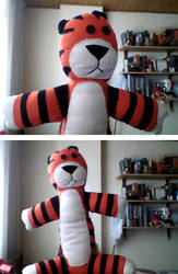 Plushie Hobbes