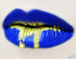 Gold Fever Lip Art by Chuchy5