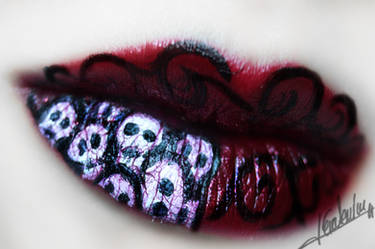 Halloween 2015 Lip Art Skulls