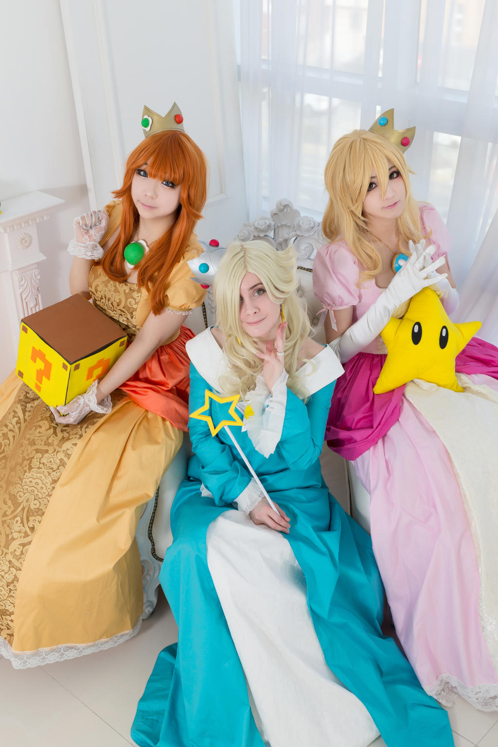 princess peach daisy and rosalina dress up Peach daisy and rosalina costume