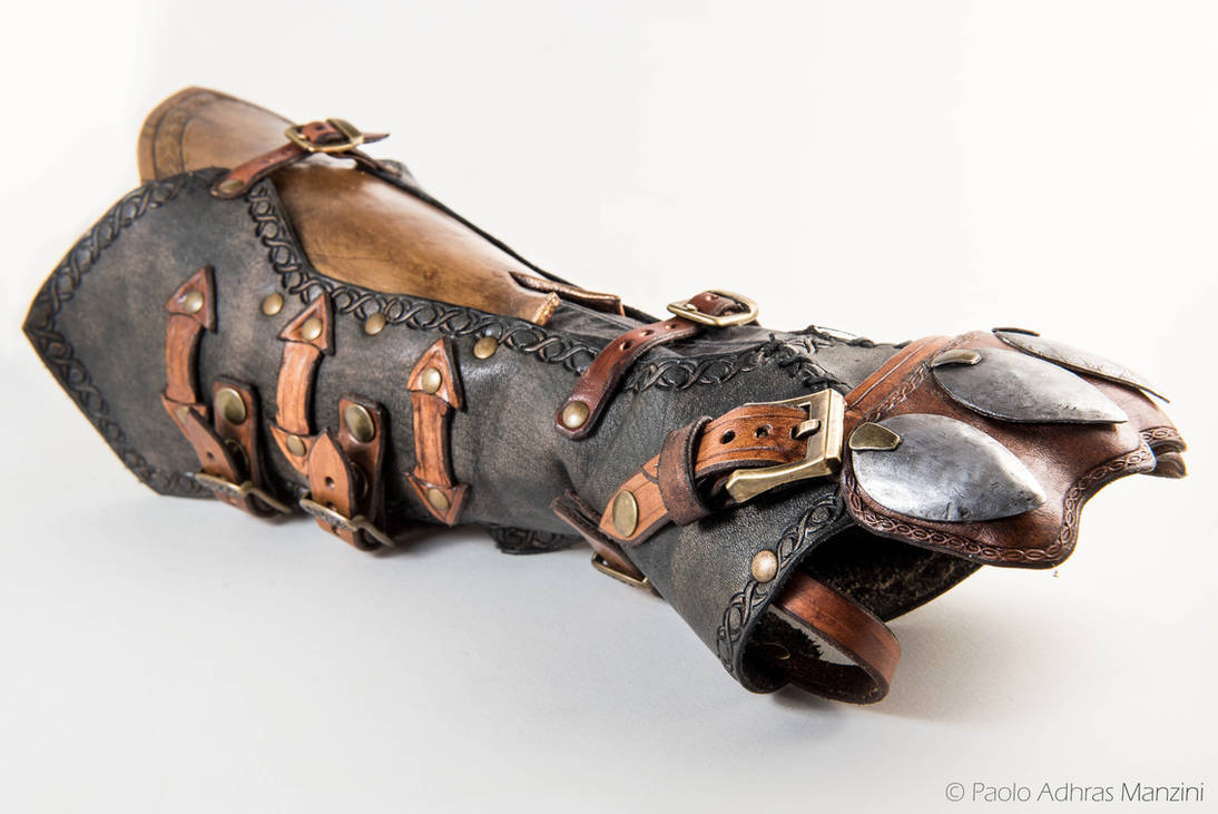 Assassin's Creed - Jacob's Gauntlet by Adhras