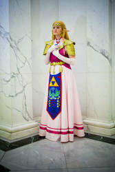 Princess Zelda - Ocarina of Time Cosplay