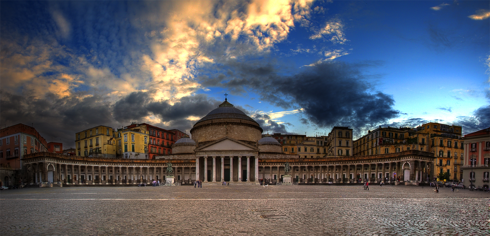 Piazza del Plebiscito