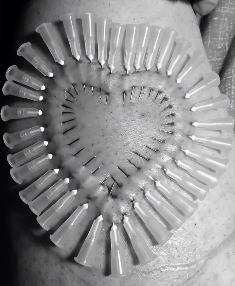 Play piercing (Heart)