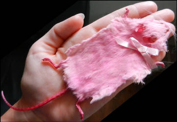 pink mouse rug