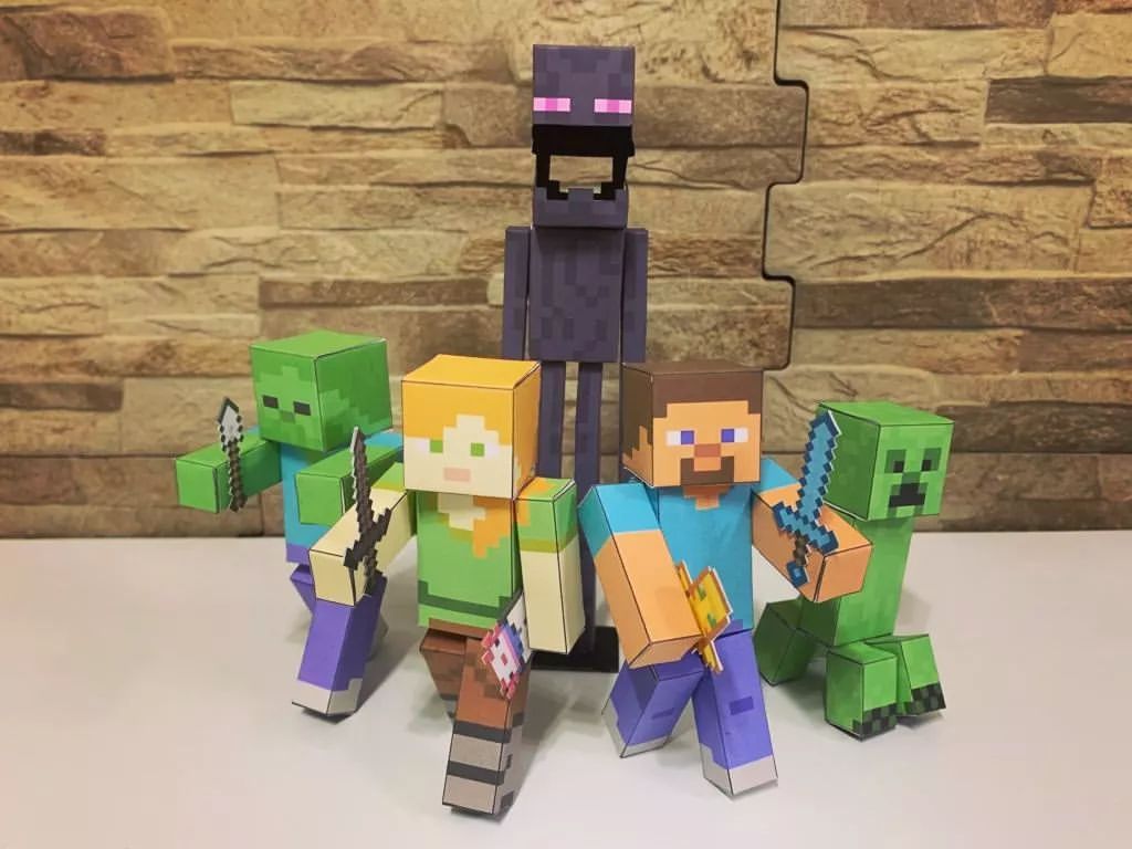 Minecraft Papercraft Alex