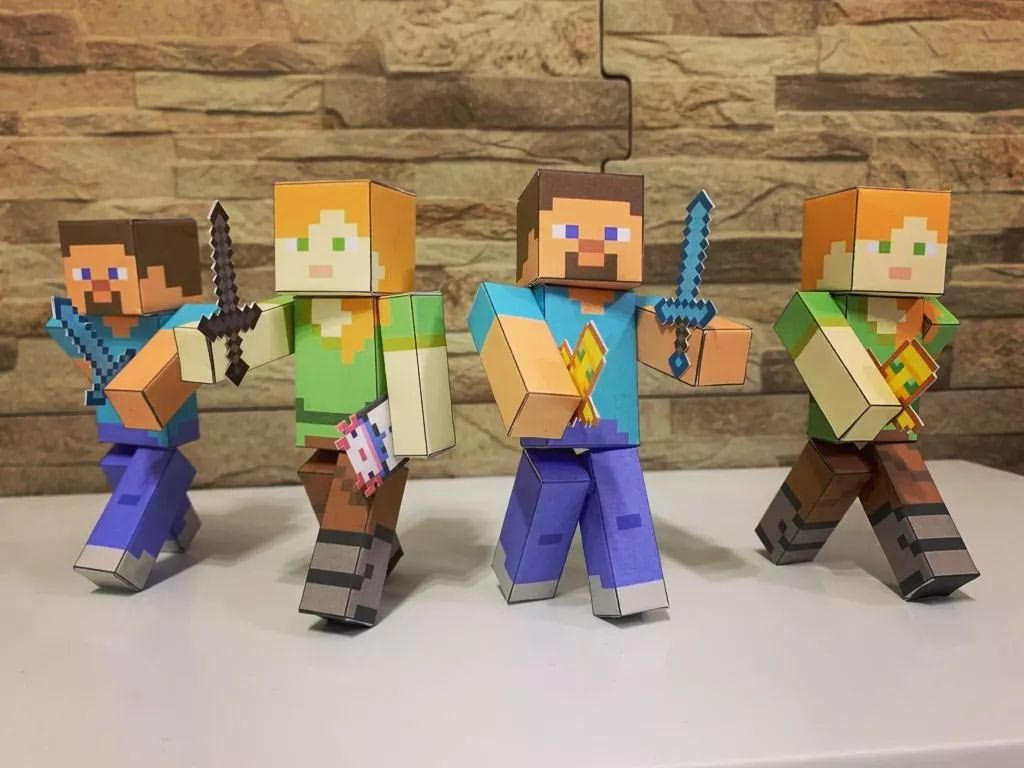 Minecraft Papercraft armados Steve and Alex by coolskeleton953 on ...