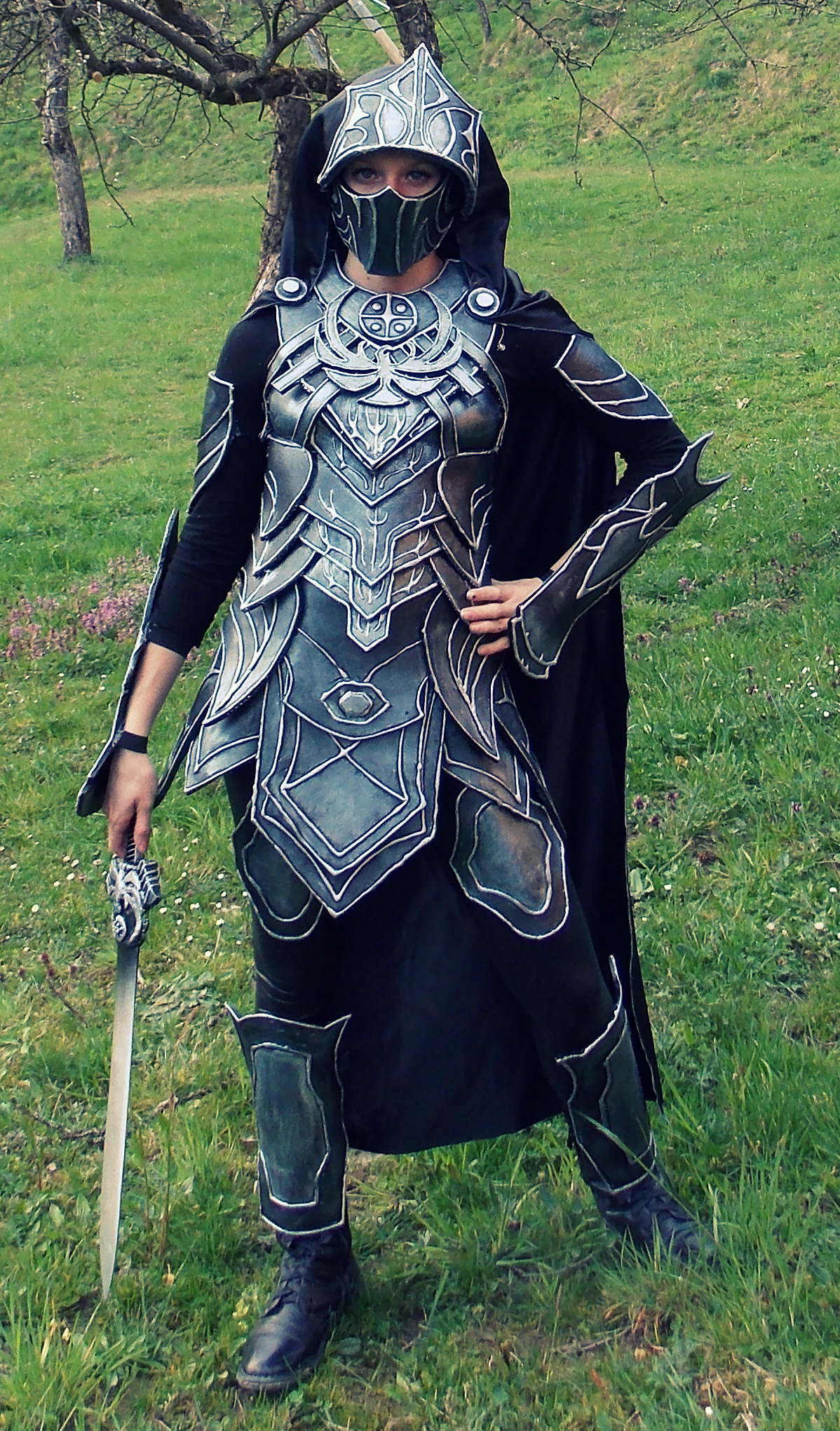 Skyrim: Nightingale Armor Cosplay