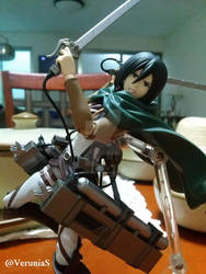 Mikasa Figma attacks!