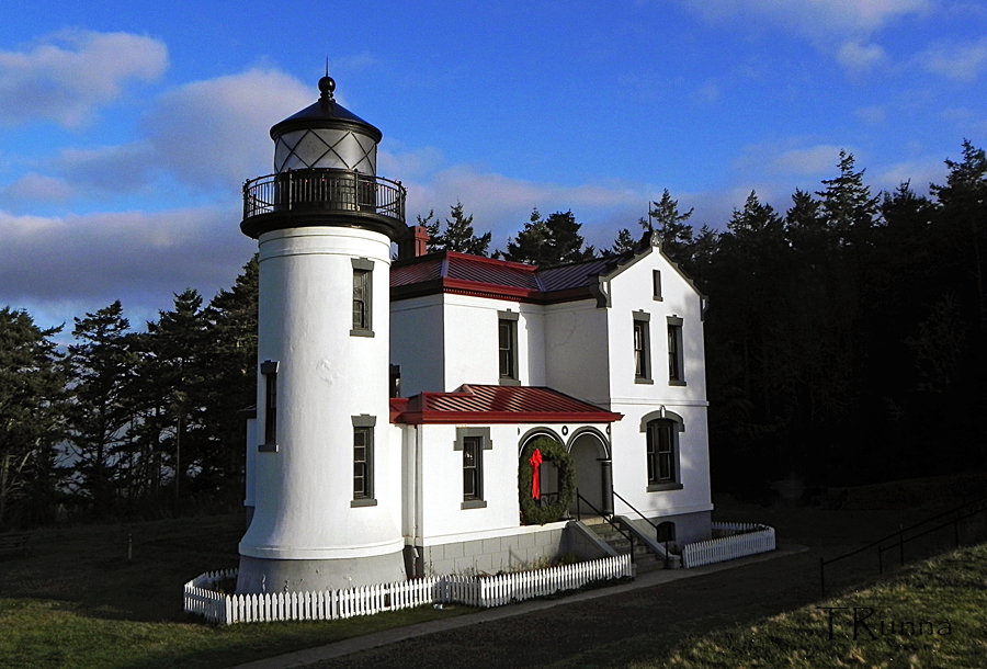 Admiralty Head Lighthouse