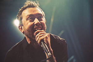 RISE AGAINST