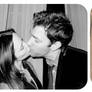 John Kransinki and Emily Blunt kiss