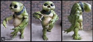 Baby Slitheen Sculpture by CB-FX on DeviantArt