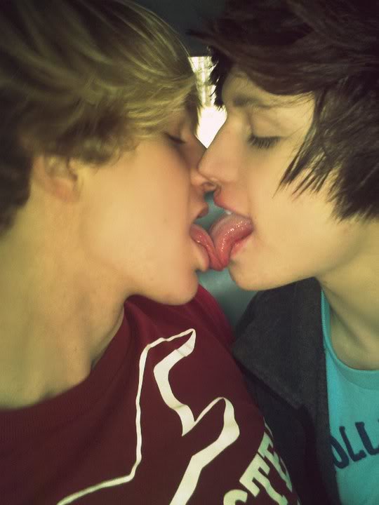 Sexy naked teenage boys kissing 10