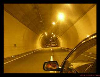 ...Tunel...