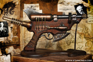 Steampunk airship pirate gun