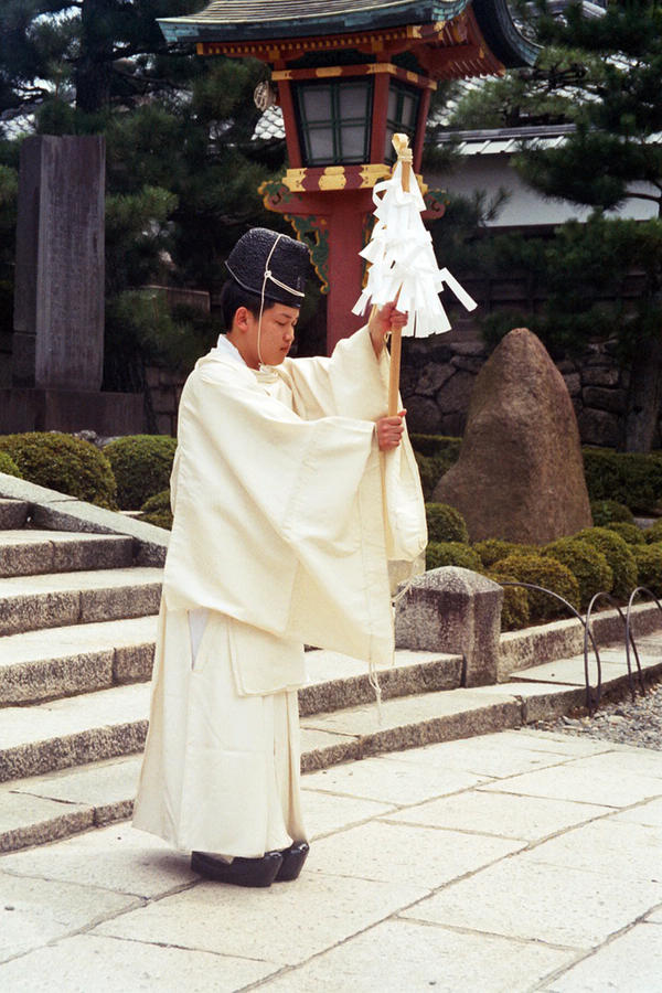 Japanese Shinto Priest by Lelys on DeviantArt