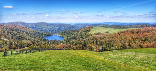 Panoramic view of the Vosges and Lac de la Lande