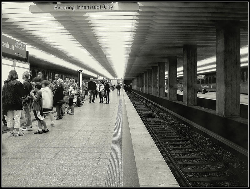 Riding on the Metro, Munchen