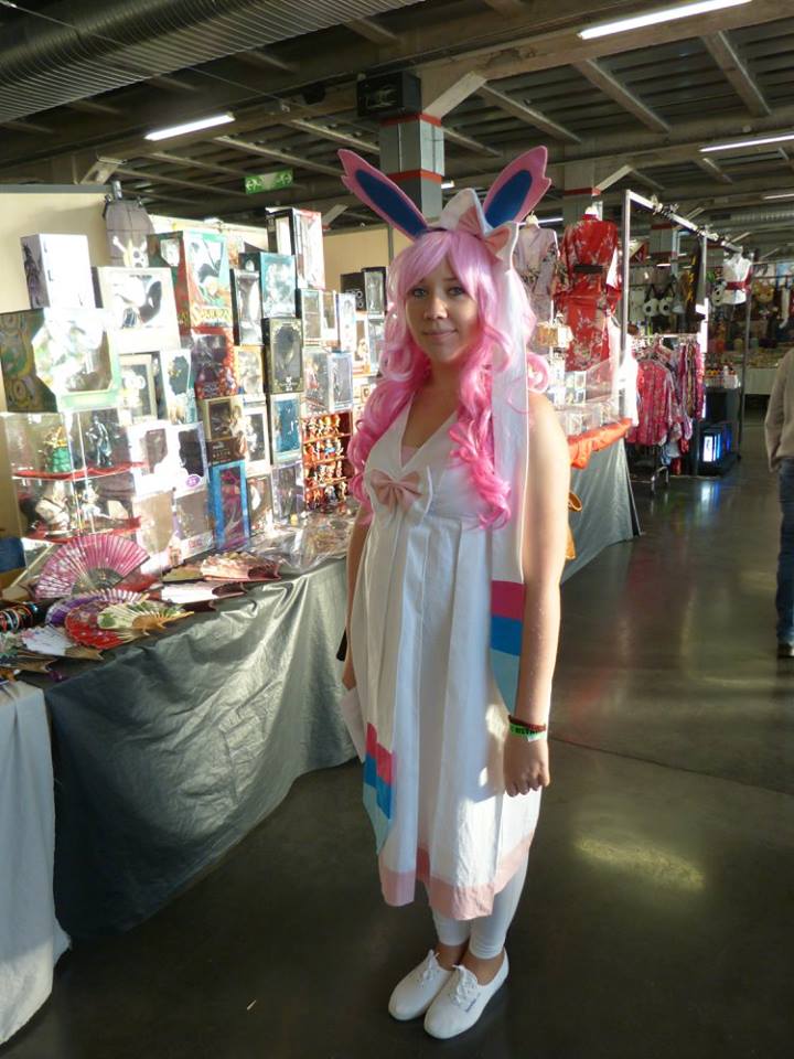 Sylveon cosplay