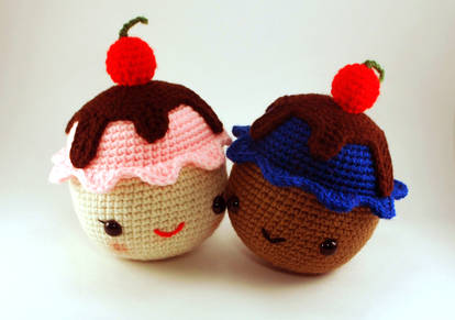 Cupcake couple