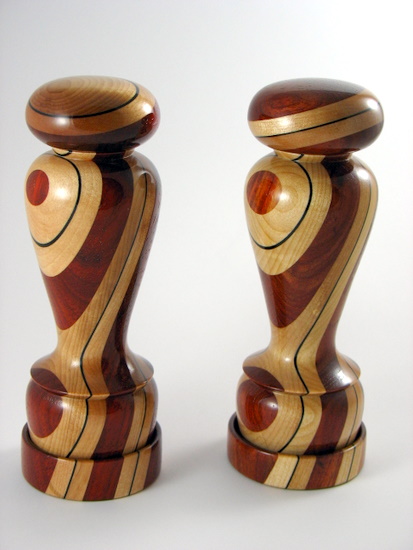 Salt-Pepper Mills 112 _ 113